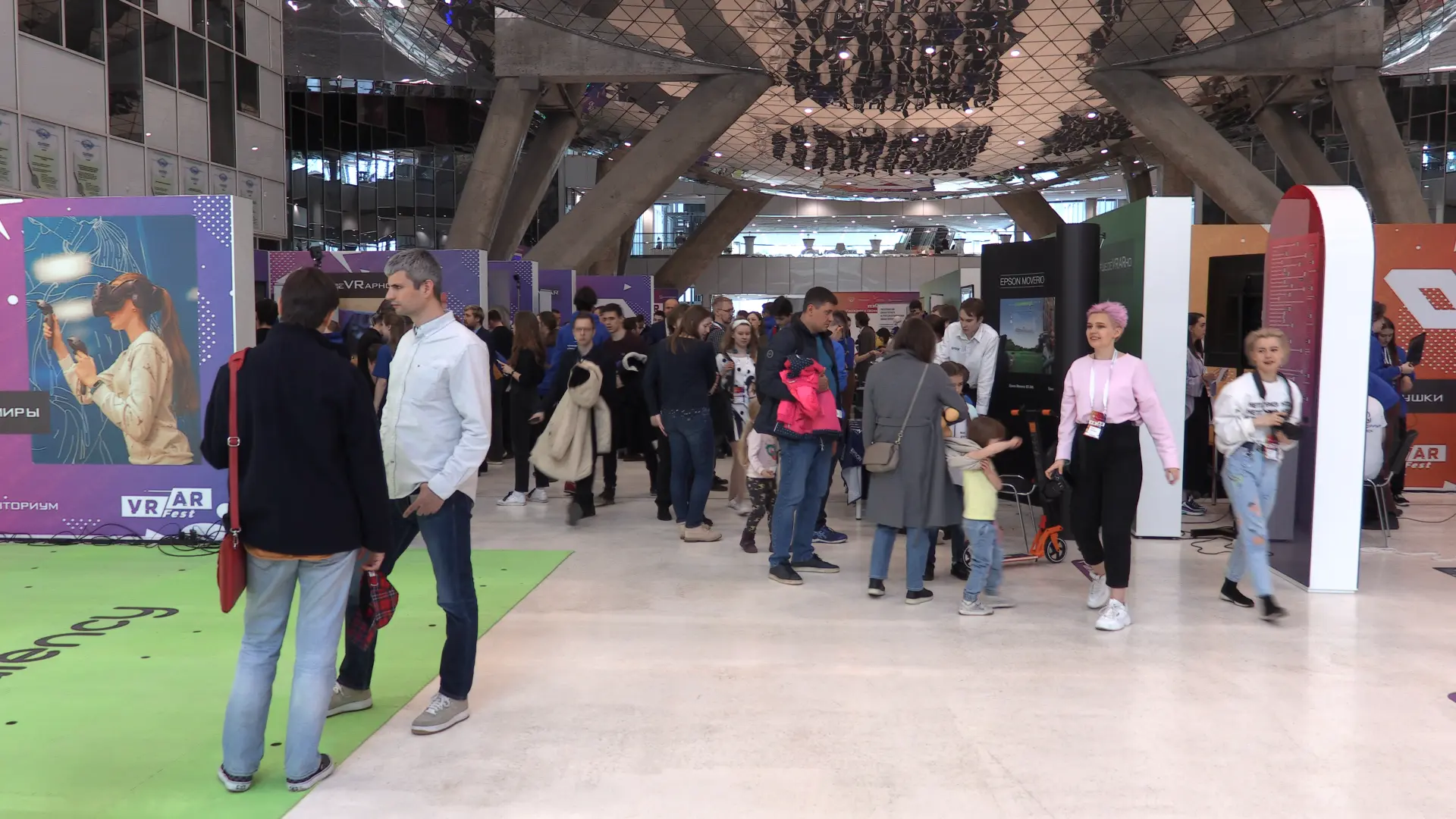 Выставка на VR/AR Fest 2019